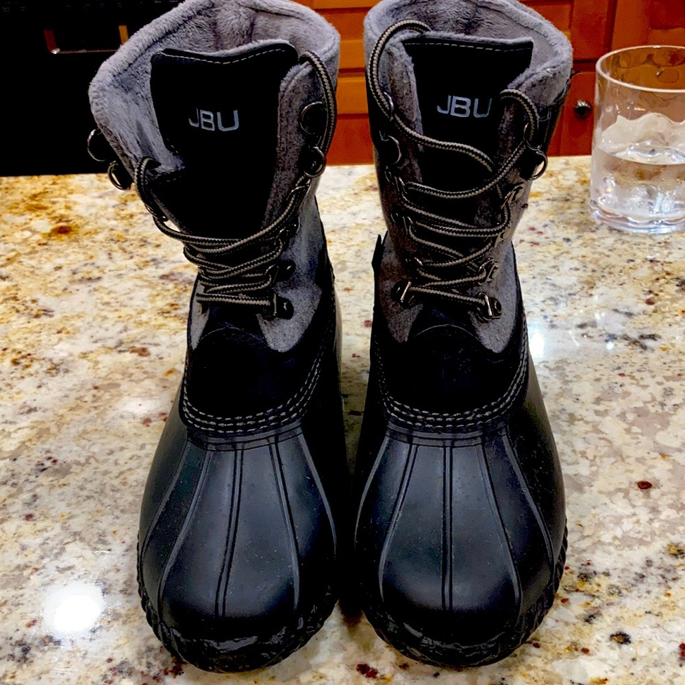 JBU black and gray winter faux fur lined boots. Only worn a few times